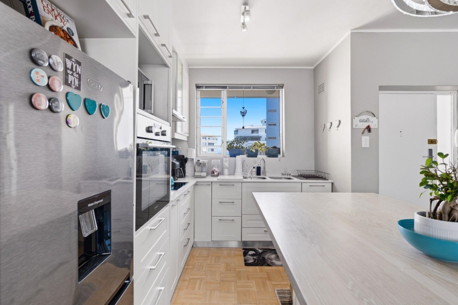 1 Bedroom Property for Sale in Three Anchor Bay Western Cape